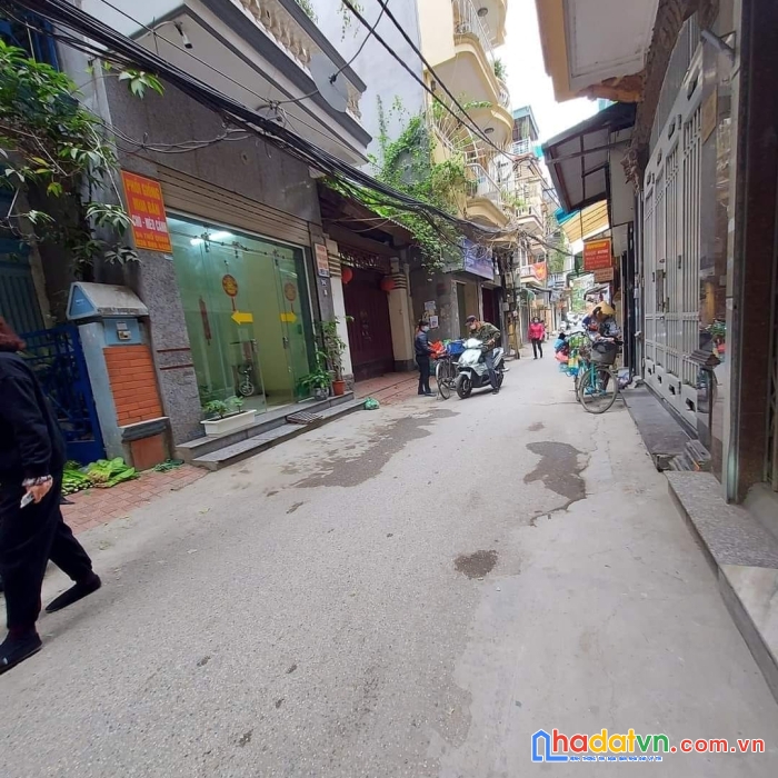 Bán gấp nhà đẹp khương đình chỉ 4.58 tỷ, 50m x 5t dân xây ngõ thông  ô tô đổ cồng view hồ
