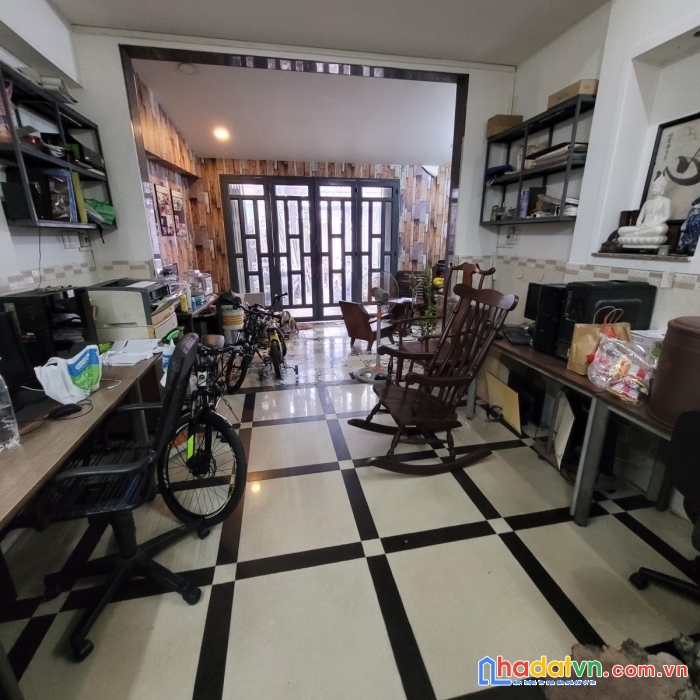 Bán nhà hẻm 6m đường minh phụng - quận 1. dt 4.2 x 21, 2 tầng giá 9 tỷ.