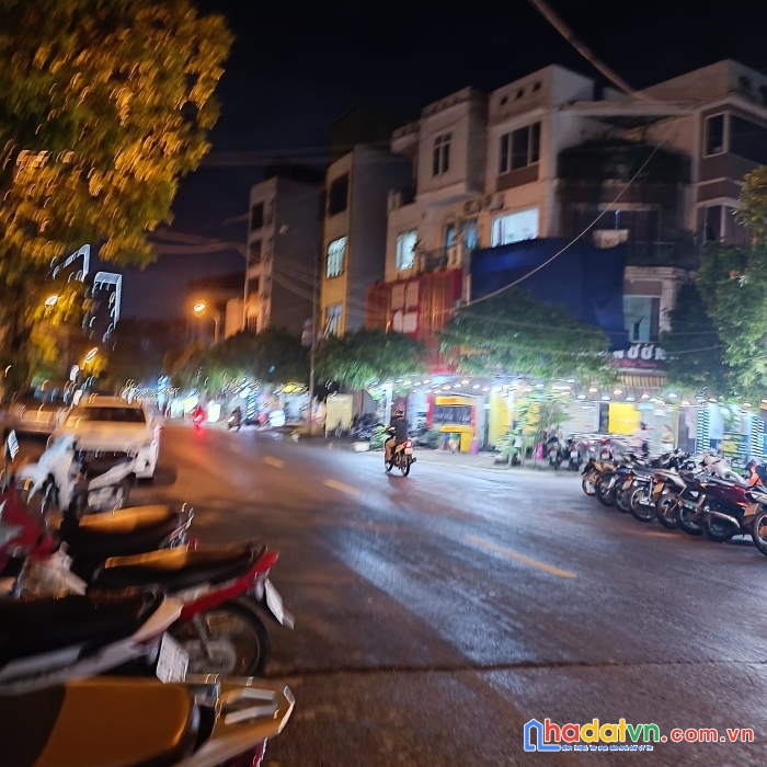 Mặt phố nguyễn viết xuân, plo vỉa hè kinh doanh, 100m2, mt 7m, giá chỉ 15 tỷ.