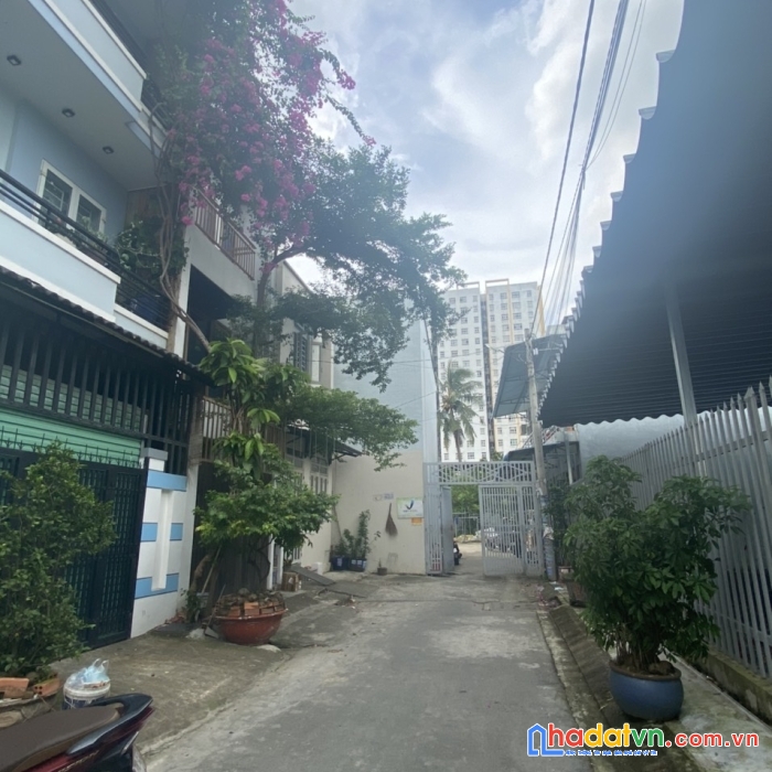 Bán nhà phân lô gò dưa, thủ đức. 72m2 hxh 10m. chỉ 4 tỷ 500.
