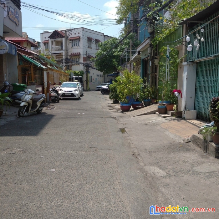 Bán biệt thự vila , trung tâm quận bình thạnh đường hoàng hoa thám p7
