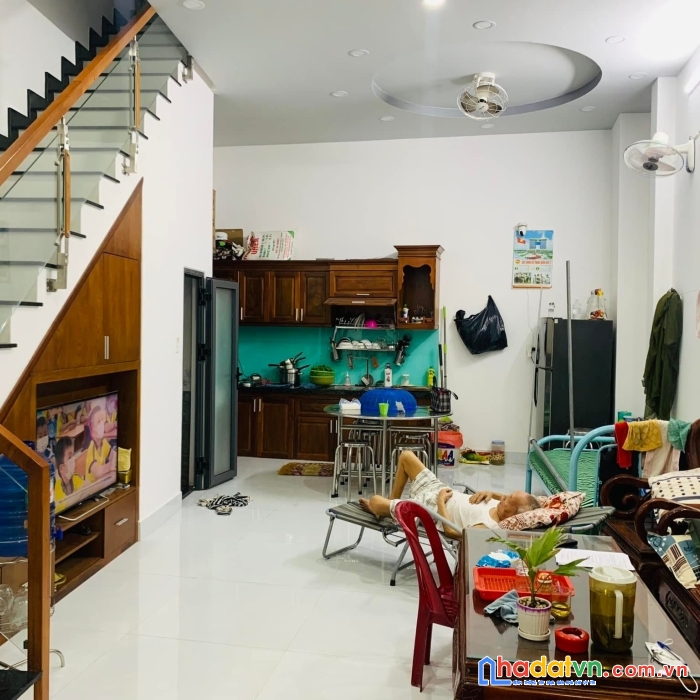 Q12.198. nhà 1/ ngắn nguyễn văn quá, giáp gò vấp - tân bình - 65m2, 2 tầng - nhà đẹp ở ngay.