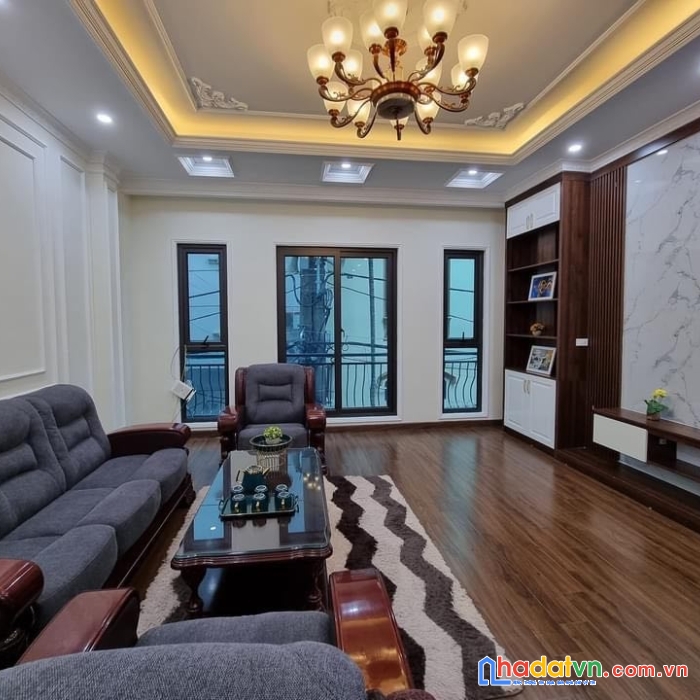 Cần bán cửa hàng kinh doanh phố pháo đài láng - 50m2 - 14,8 tỷ - ngõ 2 làn ô tô vỉa hè kinh doanh