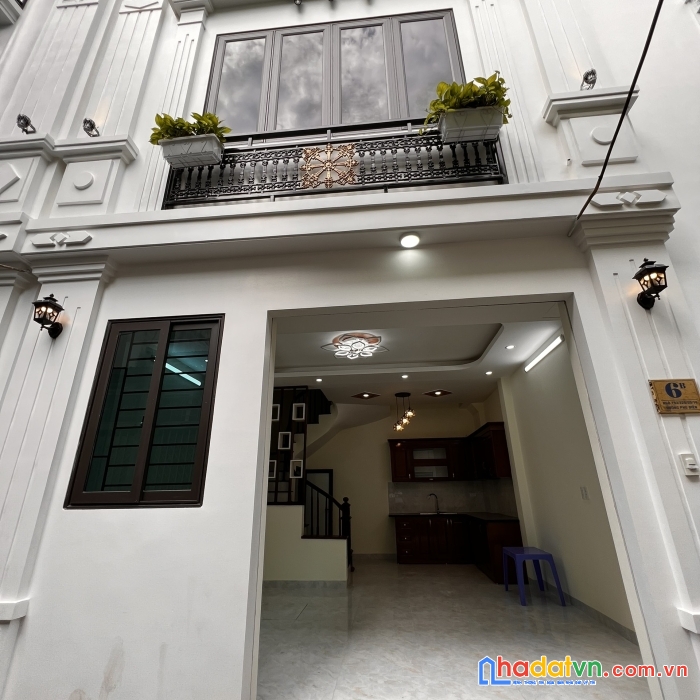 Bán nhà mới cực đẹp thoáng, nội thất cao cấp, 35m2 5 tầng, phú diễn, bắc từ liêm, 3.99 tỷ