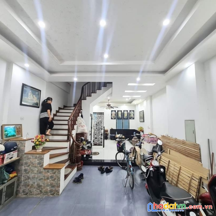Gấp gấp - vũ tông phan - thanh xuân - ô tô - 5 tầng - 50m2 - đẹp long lanh. chỉ 4.5 tỷ