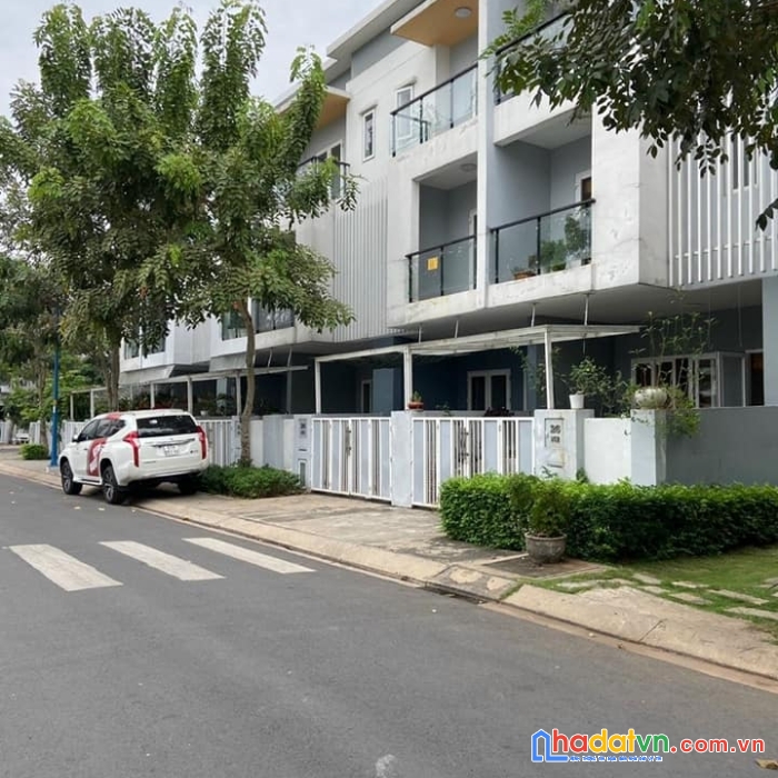 Nhà phố liền kề khu khang điền, full dịch vụ, full tiện ích, giá tốt nhất khu vực