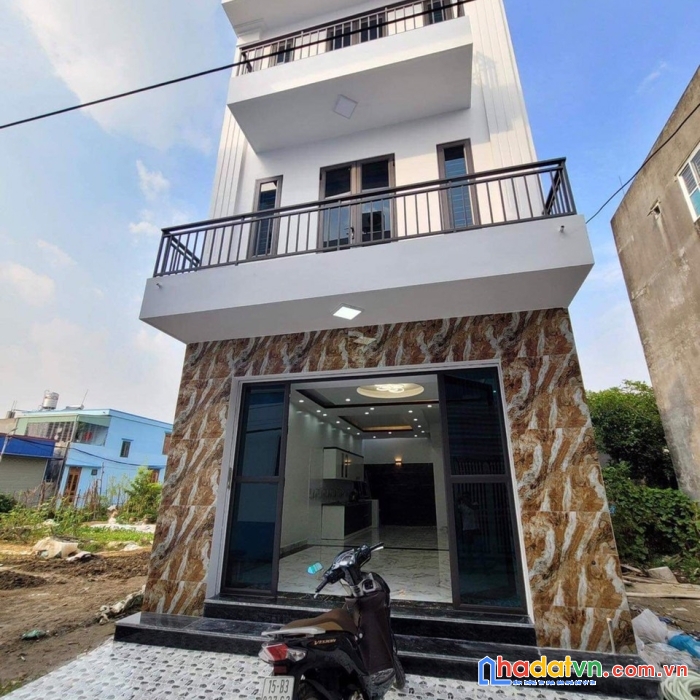 Căn này đẩu phượng, kiến an, hp gần ngã 5 đây bác nào cần ib e gửi map + vị trí nhé. 
chủ đang bán