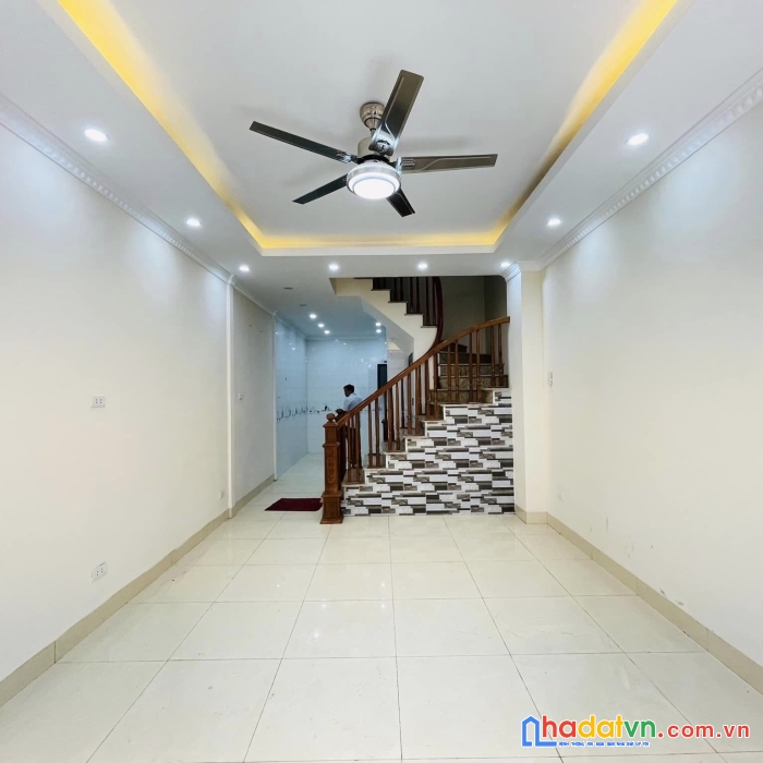 Đông thiên - vĩnh hưng- ngõ ô tô - kinh doanh, 40m, 3 tầng, chỉ 2.6 tỷ