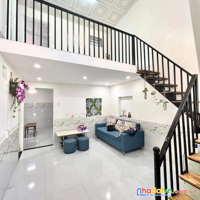 Chỉ 1 tỷ 8, mua nhà trung tâm thanh khê, 2 tầng bê tông, 0929515355