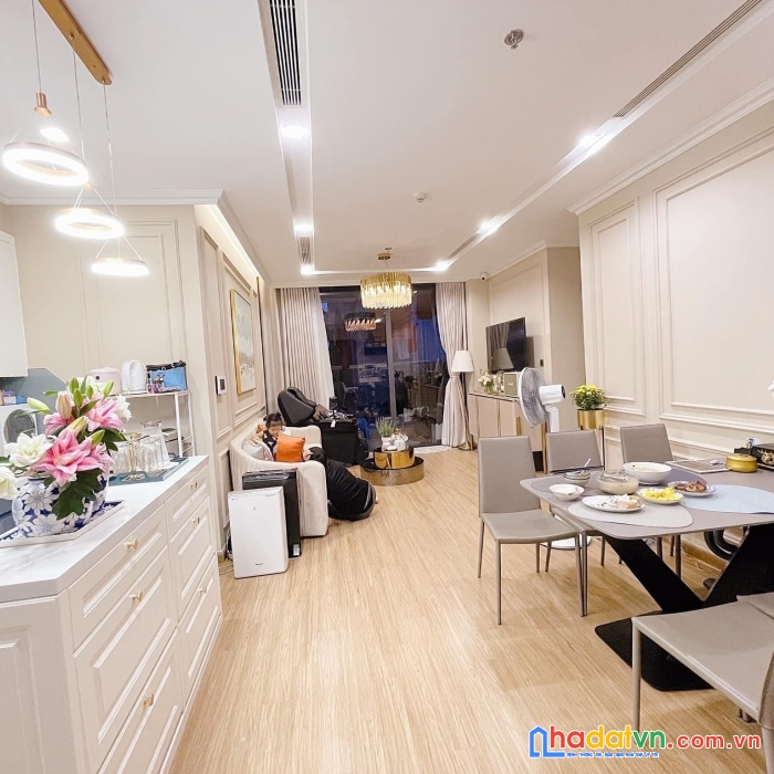 Căn hộ chung cư metropolis trung tâm quận ba đình 80m2 2 ngủ 2wc tặng toàn bộ nội thất nhập khẩu -
