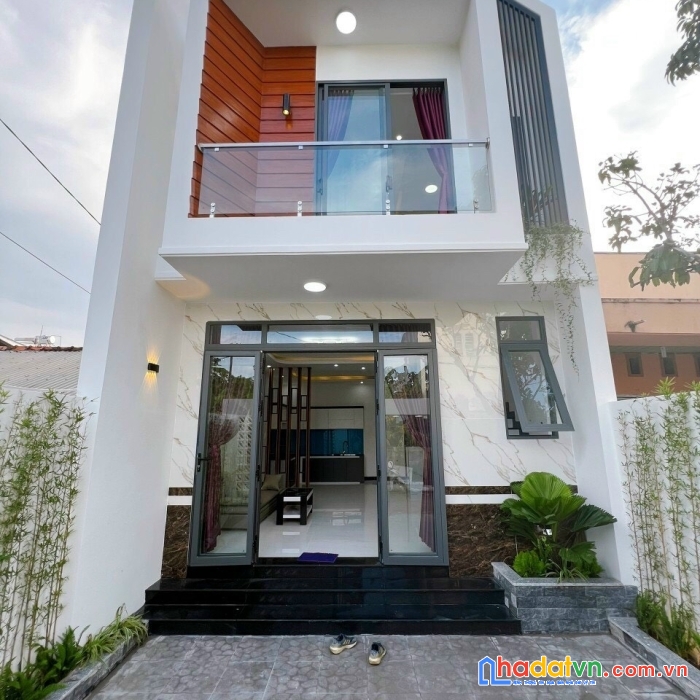 Nhà xây mới 100% giá 3 tỷ 450tr , đường 3/2 - an bình - ninh kiều, dt: 5,45x16,45, sổ hồng thổ cư