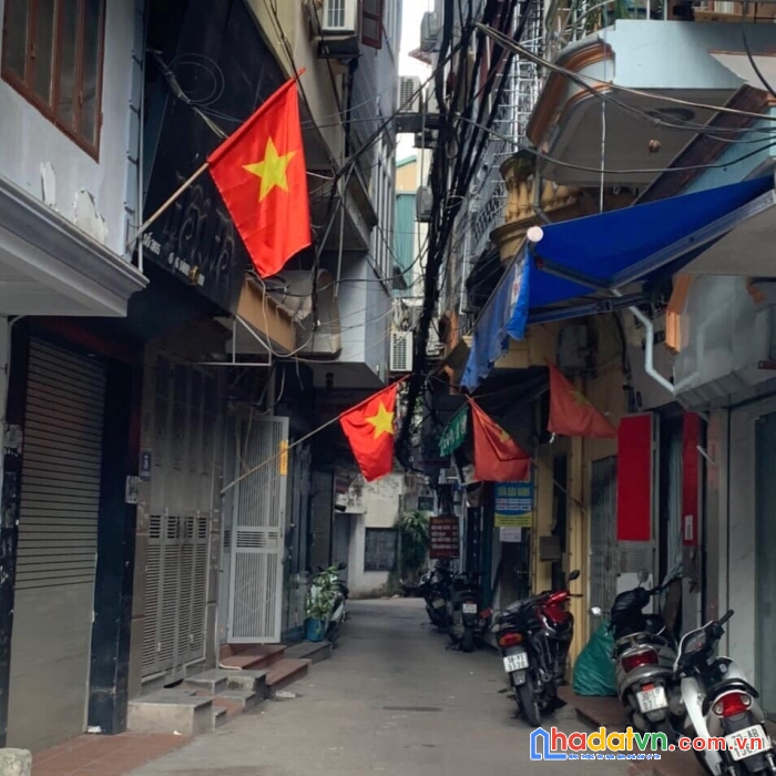 5 tầng nhà mới đẹp không tì vết 45m bạch mai chỉ 2.6 tỷ