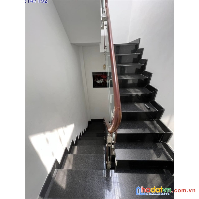 Bán tòa nhà 18 phòng đường dương đức hiền, tây thạnh, 165m2, 14.8 tỷ