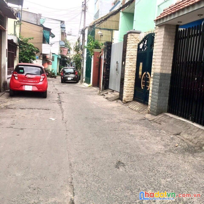 Nhà hxt-cho thuê 8tr/th-mới*4 tầng-liên khu 10 11-giá hơn 4 tỷ.