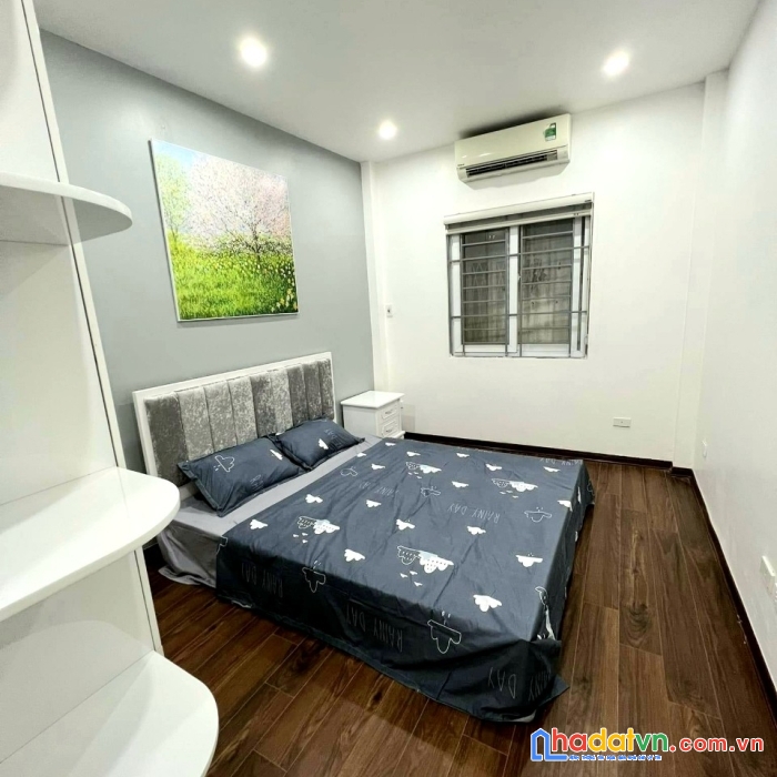 Bán nhà trần duy hưng mới đẹp, hiện đại ở ngay 50m2 x 4 tầng chỉ 5 tỷ hơn.