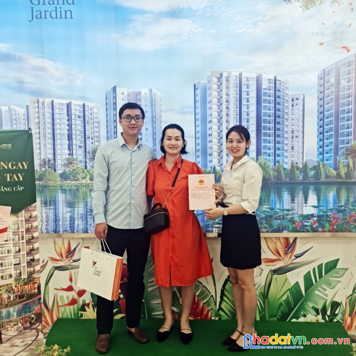 Căn hộ cao cấp 54m2 2pn tại phường sài đồng từ 1,9 tỷ view bể bơi và công viên