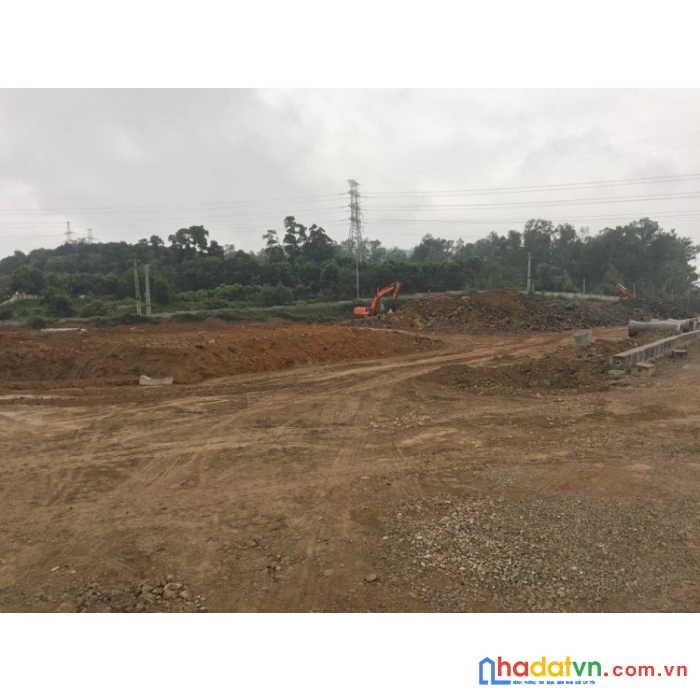 Bán miếng vườn của gia đình ngay phía sau ubnd xã phú cường lh 0969.622.454