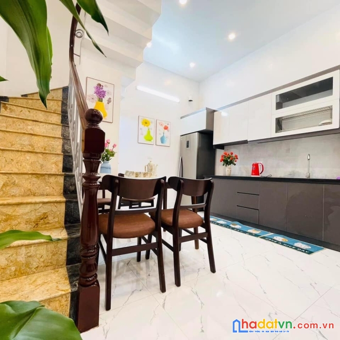 Bán gấp nhà đẹp phạm văn bạch, tân phú 64m2 giá 4.7 tỷ