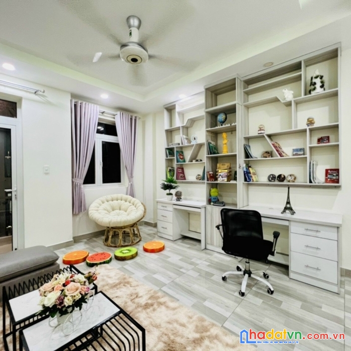 Nội thất đẹp, hẻm 4m trần hữu trang, 4.5 x 15m, 3 lầu, chỉ 9.4 tỷ