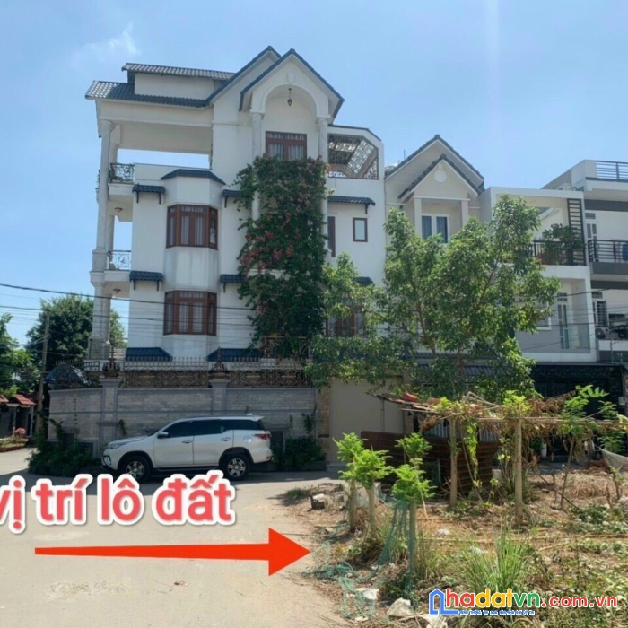 Lô góc – 2 mt – hẻm 8m trường lưu, long trường - 94m- chỉ 4,68 tỷ