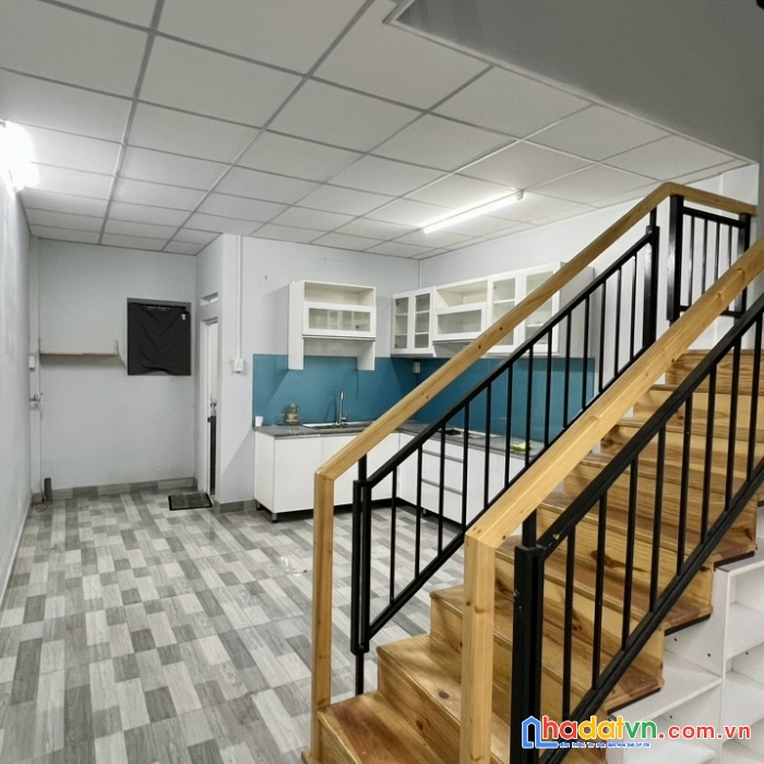 Nhà 1 trệt 1 lầu 3 phòng ngủ hẻm thông đẹp
