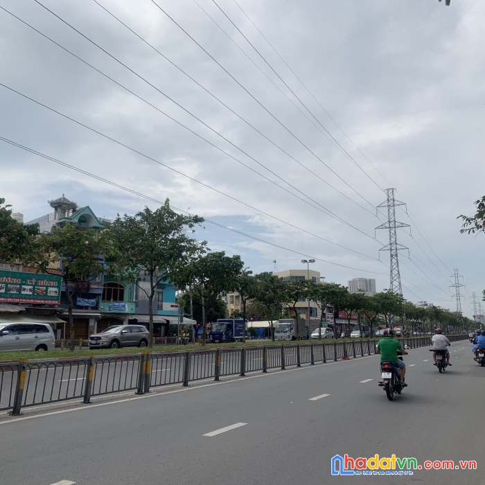 Cho thuê nhà nguyên căn mt kinh dương vương, p13, q6