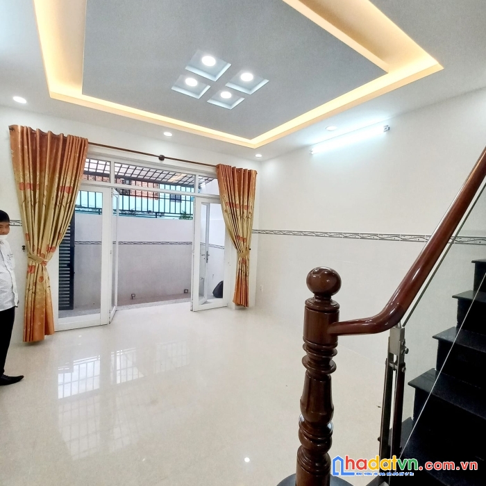 Bán nhà căn góc 2 mặt tiền đường mai văn vĩnh, 2 tầng, 52m2, giá 5.750 tỷ