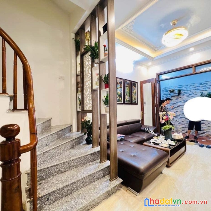 Bán nhà trương định,giải phóng dt 34m2 x5t,mới,đẹp,về ở luôn,giá 3.25 tỷ