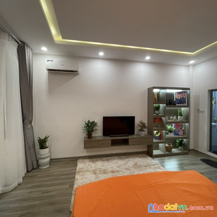 Bán nhà lạc trung, hai bà trưng, 37m, 4t, giá chào 4.xx tỷ, kinh doanh, 0814995566