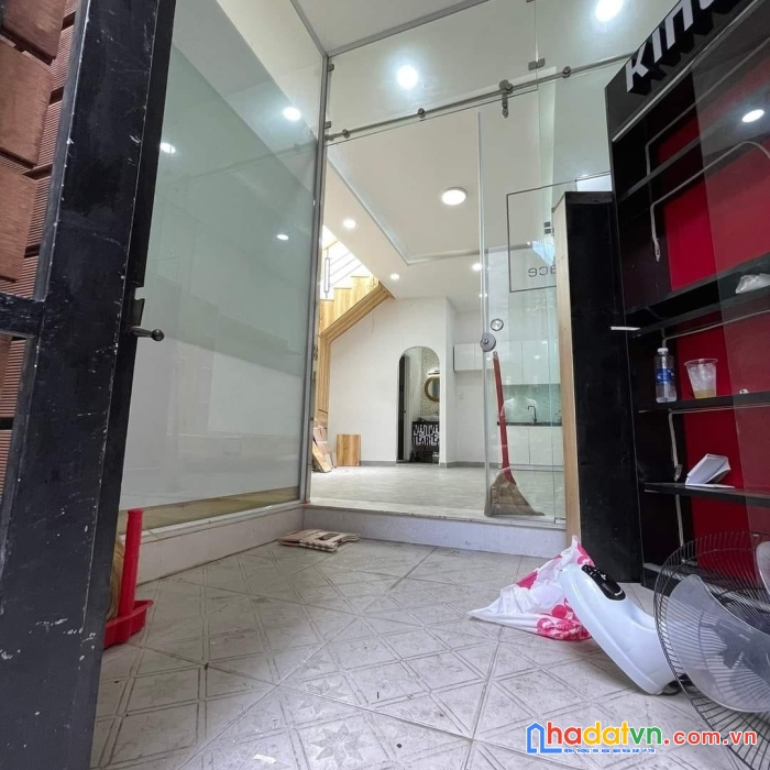 Bán nhà ngang 4.5 nở hậu 6 huỳnh văn bánh - 50m2 - giá chỉ nhỉnh 5ty tl.