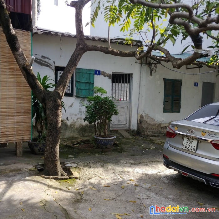Bán lô đấ 2 thoángt khu tập thể k 612 dương xá gia lâm hà nội