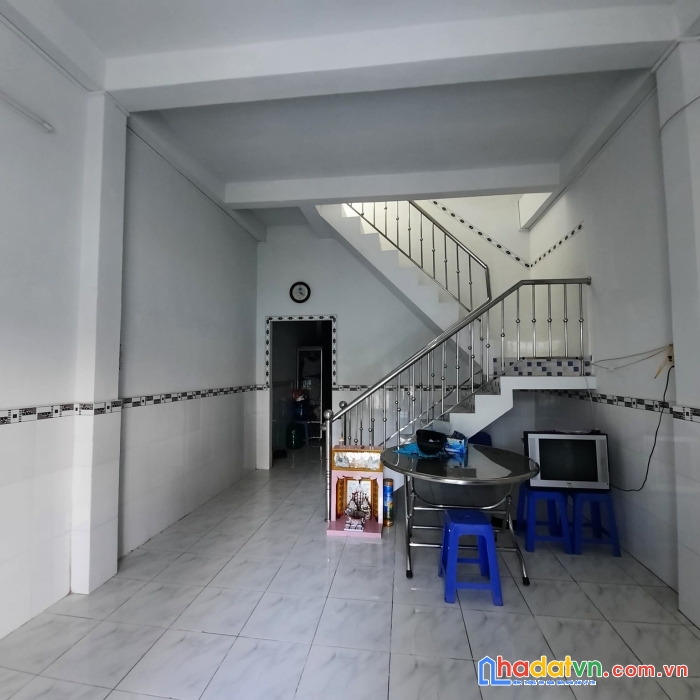 Bán nhà sa đéc 1 trệt 1 lầu  ngay trung tâm phường 1 chỉ nhỉnh  hơn 2 tỷ shr