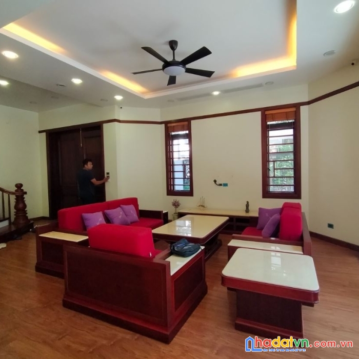 Bán gấp nhà bồ đề 50m x 7t, mt 6m, thang máy, ô tô, kinh doanh dòng tiền, giá nhỉnh 8 tỷ.