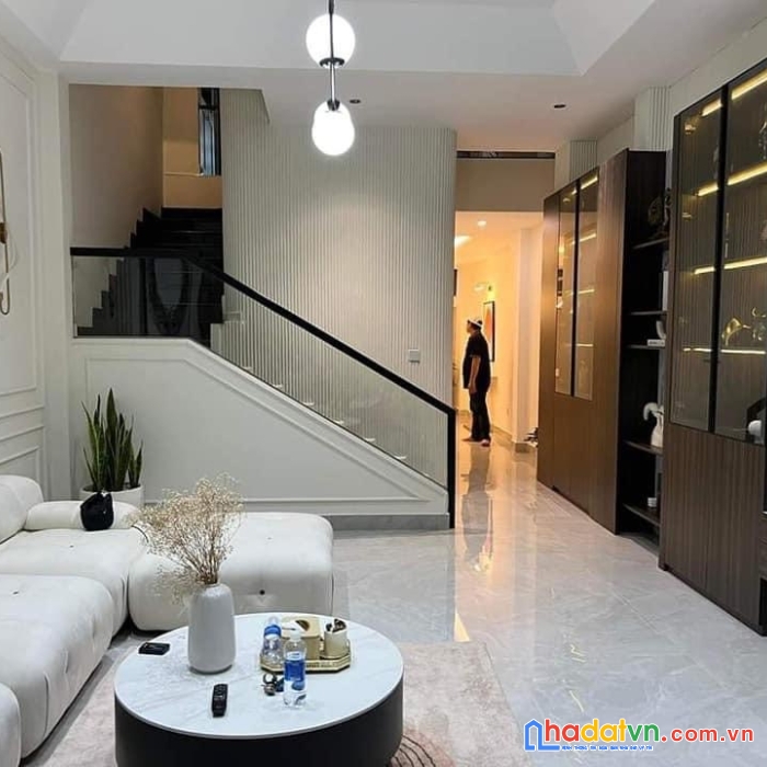 Bán nhà vườn lài tân thành, tân phú 54m2, 4 tầng, giá 4,3 tỷ tặng nội thất