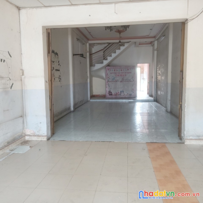 Cho thuê nhà 1t1l mặt tiền kinh doanh đường phan đình phùng  200m2 hđld