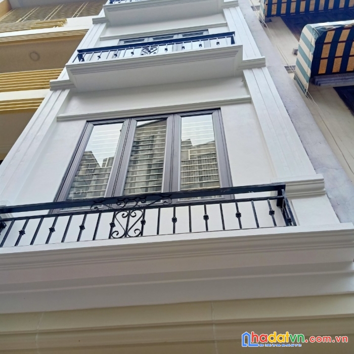 Phân lô khu vực quận nam từ liêm 40m2 4 tầng 6,4 tỷ full nội thất