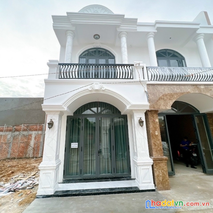 Bán nhà mới 1t1l p.hố nai gần chợ phúc lâm giá rẻ đường xe hơi 63m2