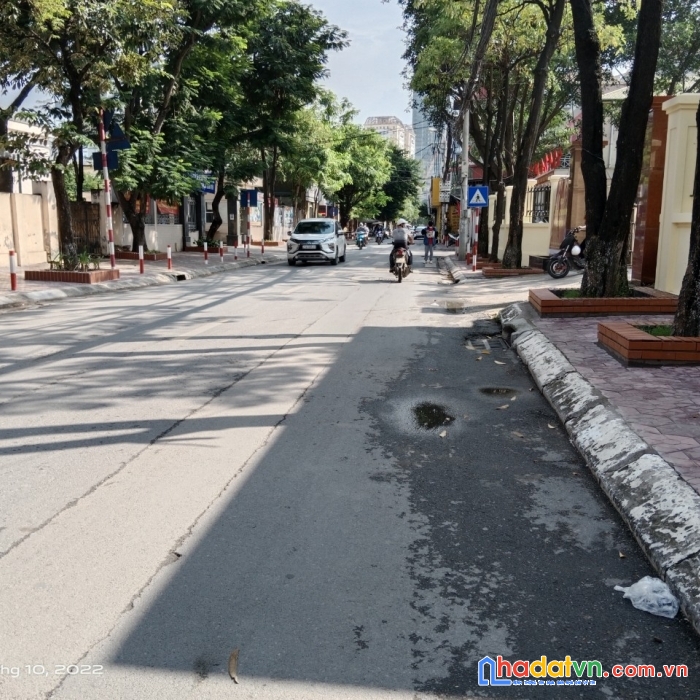 Mặt phố trần quang diệu, hoàng cầu, vỉa hè, ô tô, kd, văn phòng. dt: 90m2*9t, mt: 6.5m, giá: 47.9