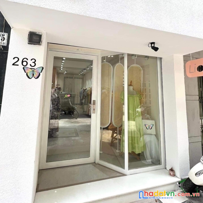 Cần sang nhượng mặt bằng- shop quần áo- tại hcm.