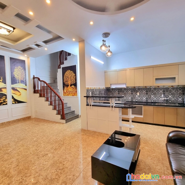 Hiếm bán nhà dịch vọng hậu cầu giấy 60 4t 4.9 tỷ