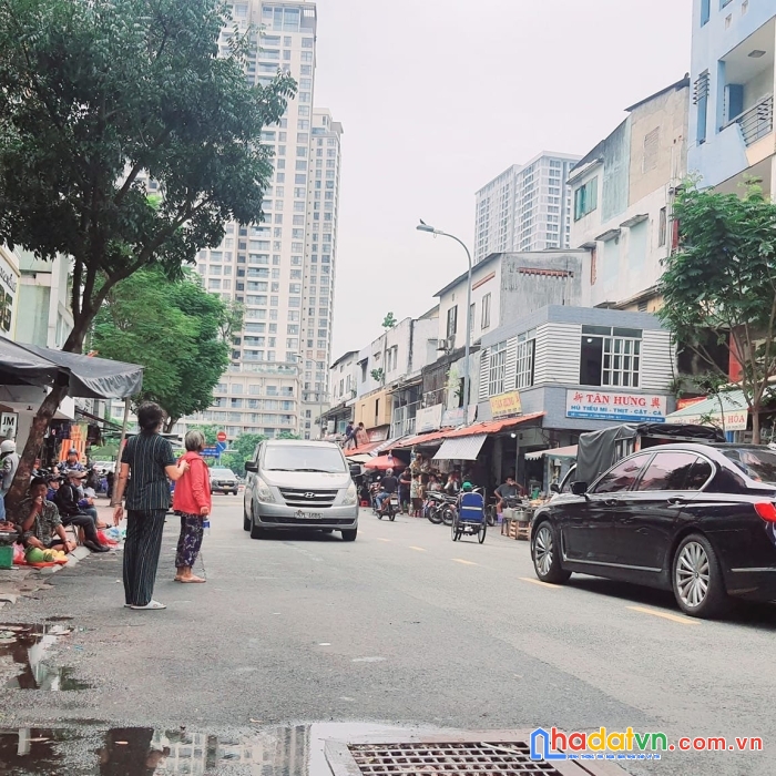 Bán nhà mt yersin giao trần hưng đạo, quận 1, dt: 4.3x26m, 4 tầng, 52.9 tỷ