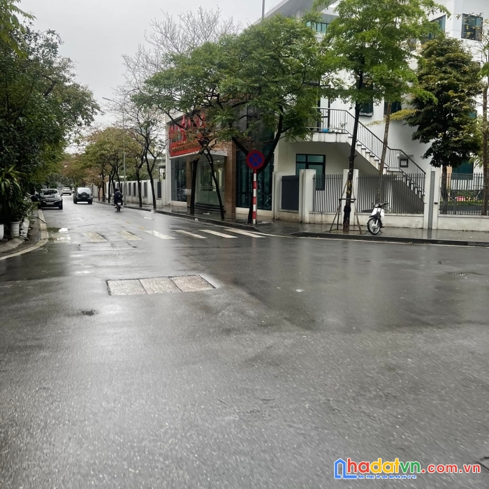 Bán nhà đống đa phố hoàng cầu 65m, 7t, mt 6m, ô tô tránh, kd, nhỉnh 35 tỷ, 0937651883