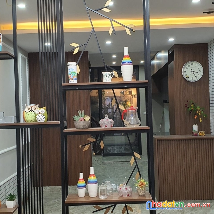 Bán nhà bố đề, long biên 6.5 m, 6.2 tỷ oto đỗ cửa
