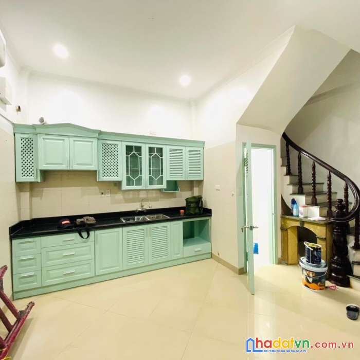 Nhà âu cơ tây hồ, lô góc 3 thoáng, ngõ thông vài bước ra tới hồ tây, thung lũng hoa