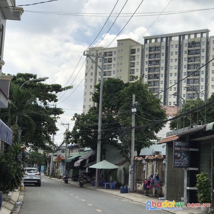 Nhà mặt tiền đường 10m nguyễn thị hè- hiệp thành q12, ngang 5 chỉ 55triệu/1m2 xe công