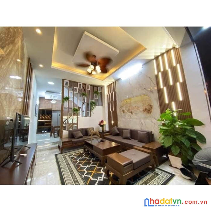 Bán nhà dân xây ngọc lâm 60m. kinh doanh đỉnh. vỉa hè. oto tránh. xây 4 tầng. giá nhỉnh 10 tỷ.