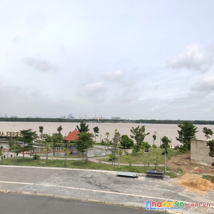 Thanh toán 20  trong 24 tháng sở hữu nhà phố 7x23m kđt ven sôngtp thủ đức