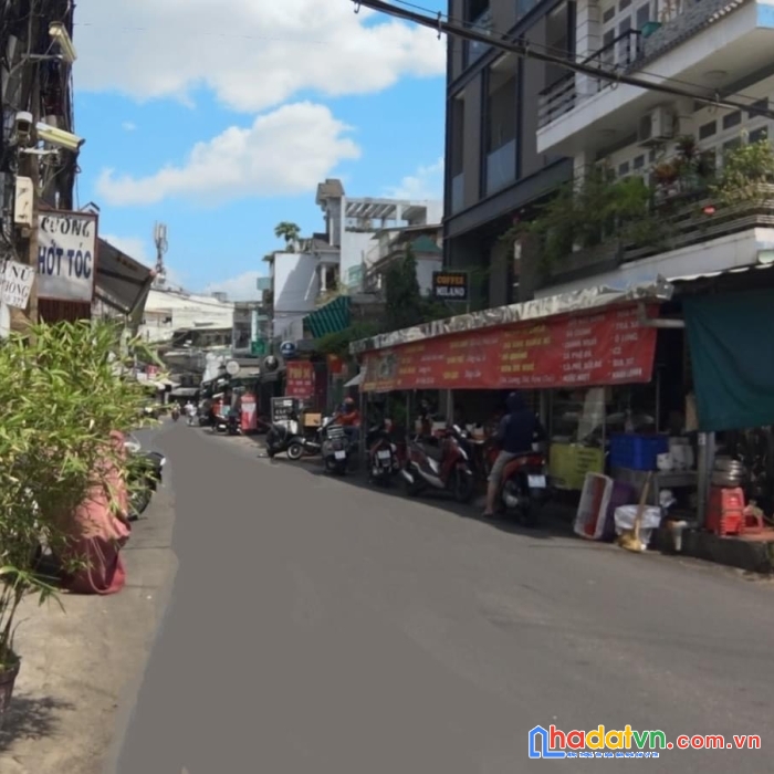Nhà đẹp nở hậu,xe tải thông,xe hơi vào nhà 55m2 gò vấp chỉ 5.2 tỷ.lh e quyên 0368460456