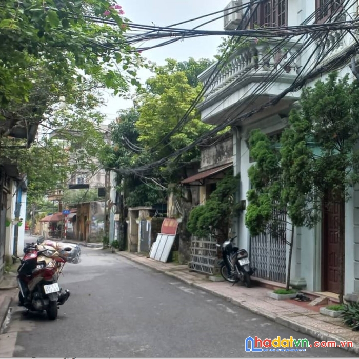 Bán nhà kim quan,thoáng trước sau.31m, 4tầng 2.8 tỷ.ôtô gần. ở ngay.