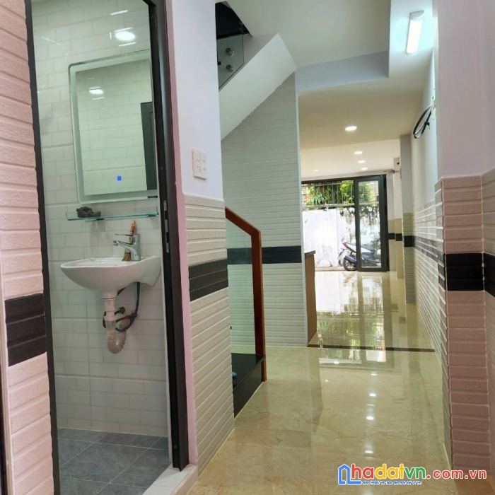 Ký con p.7 - 2 mặt tiền - dt 40m2 - 5ty tl